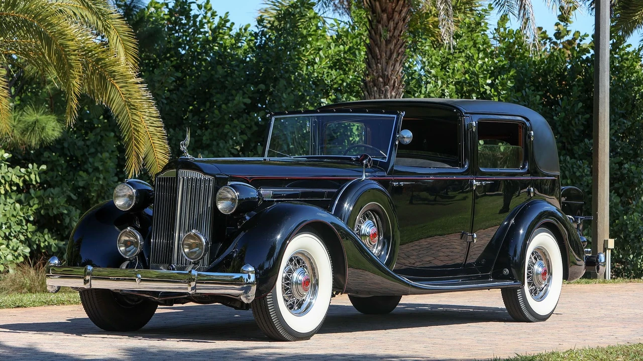 1935 Packard Twelve - Image 19 of 31