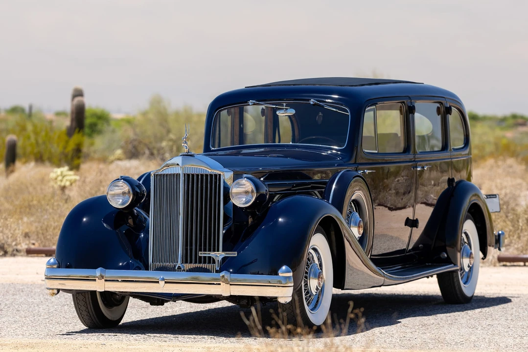 1935 Packard Twelve - Image 4 of 31