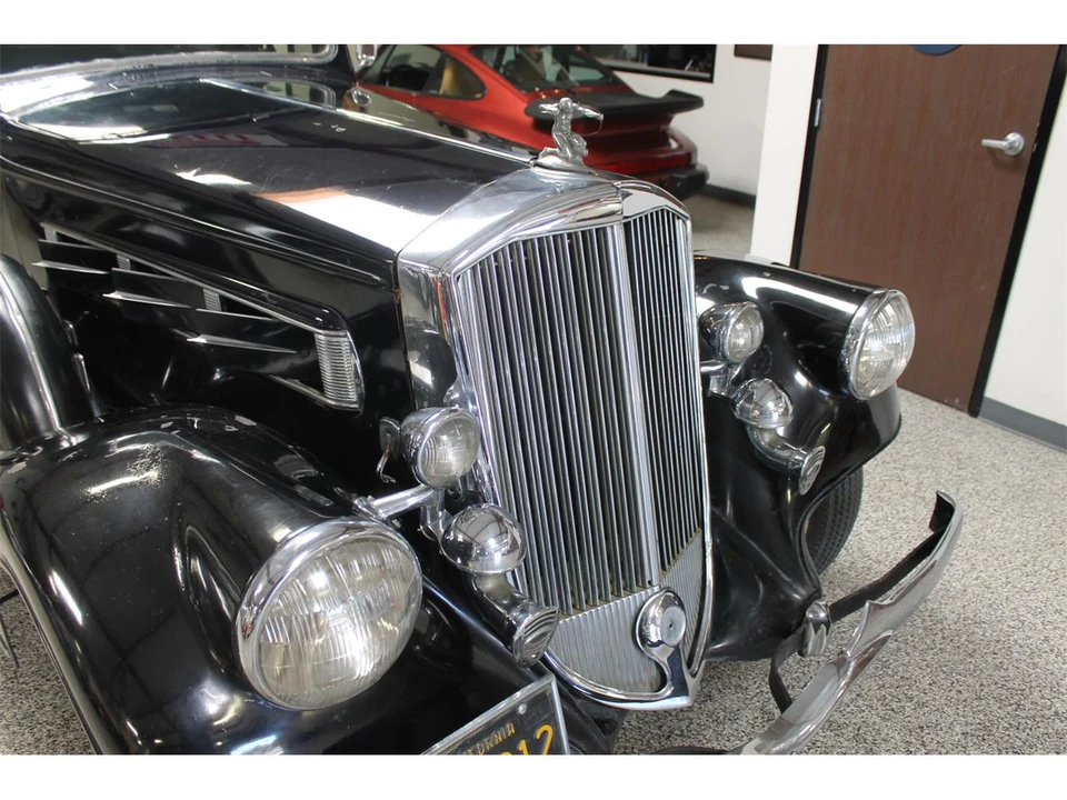 1935 Pierce-Arrow - Image 6 of 31