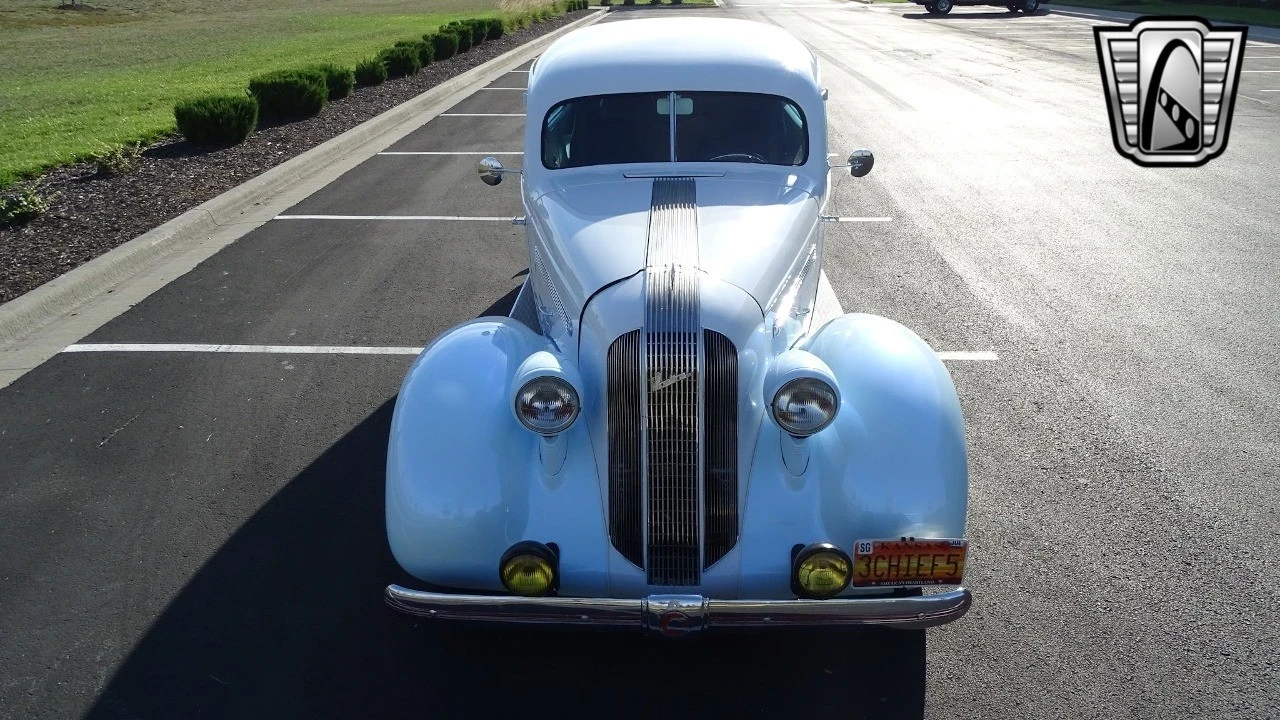 1935 Pontiac - Image 7 of 21