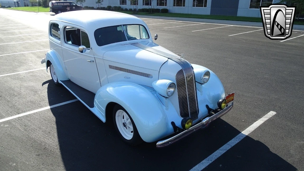 1935 Pontiac - Image 4 of 21