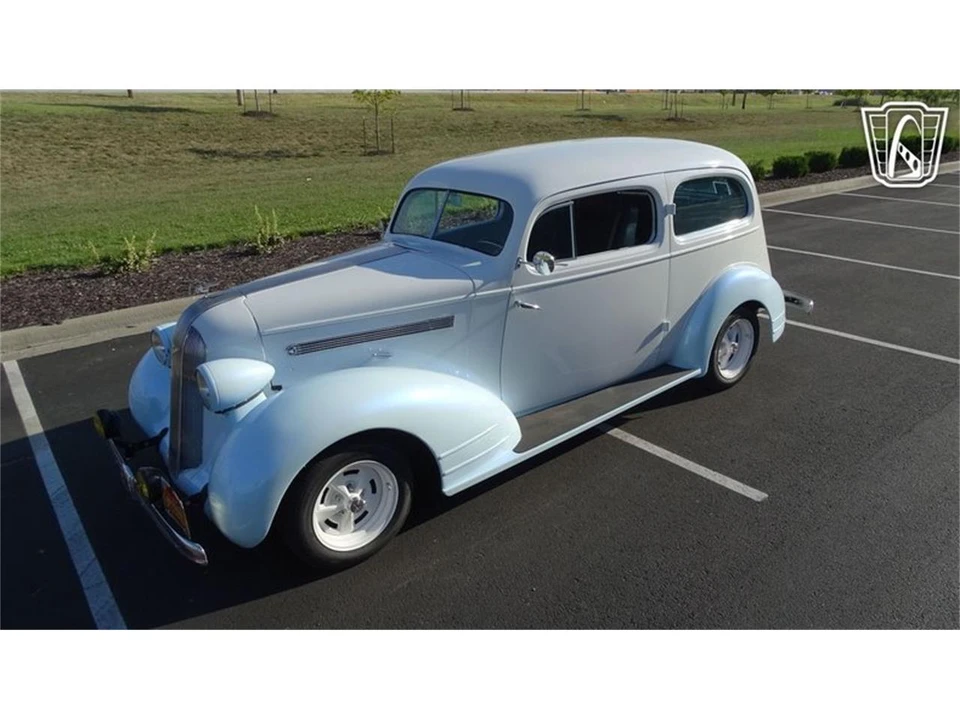 1935 Pontiac - Image 6 of 31