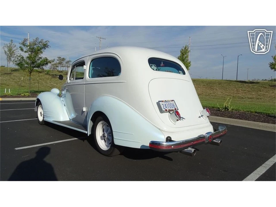 1935 Pontiac - Image 16 of 31