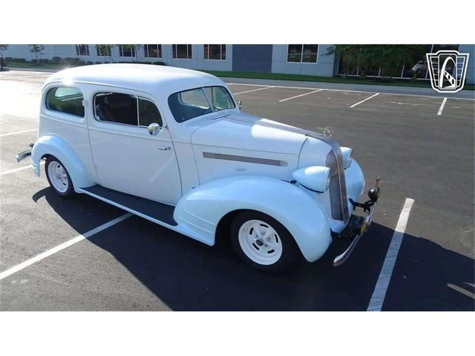 1935 Pontiac - Image 4 of 31