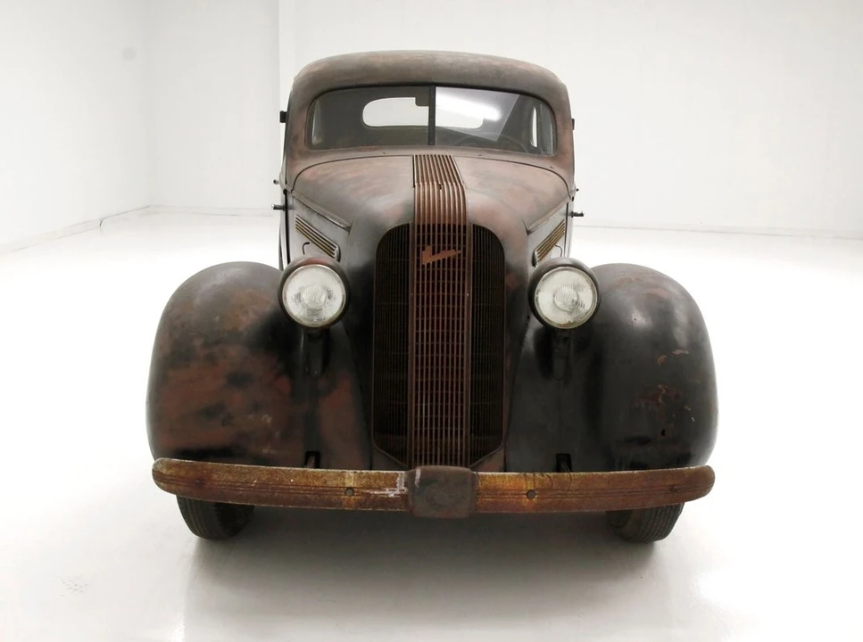 1935 Pontiac - Image 7 of 31