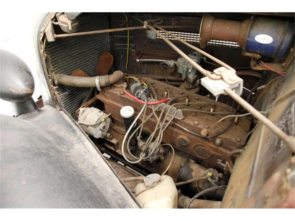 1935 Pontiac - Image 15 of 31