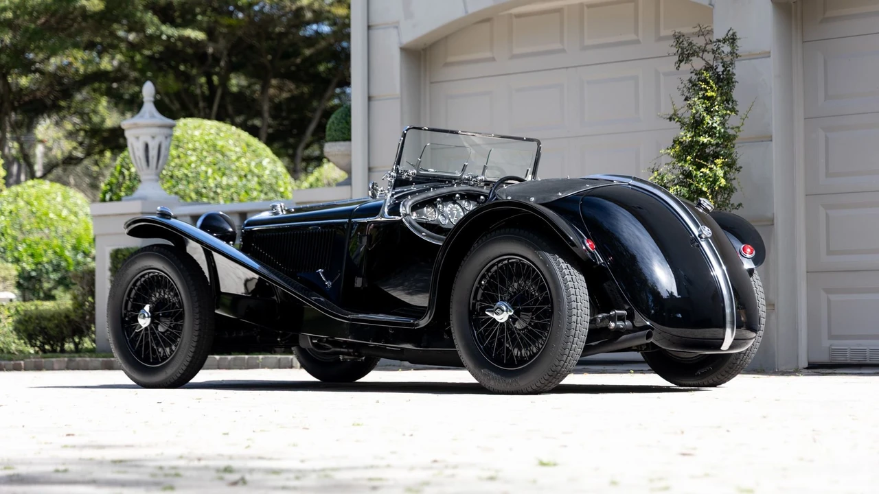 1935 Riley - Image 3 of 31