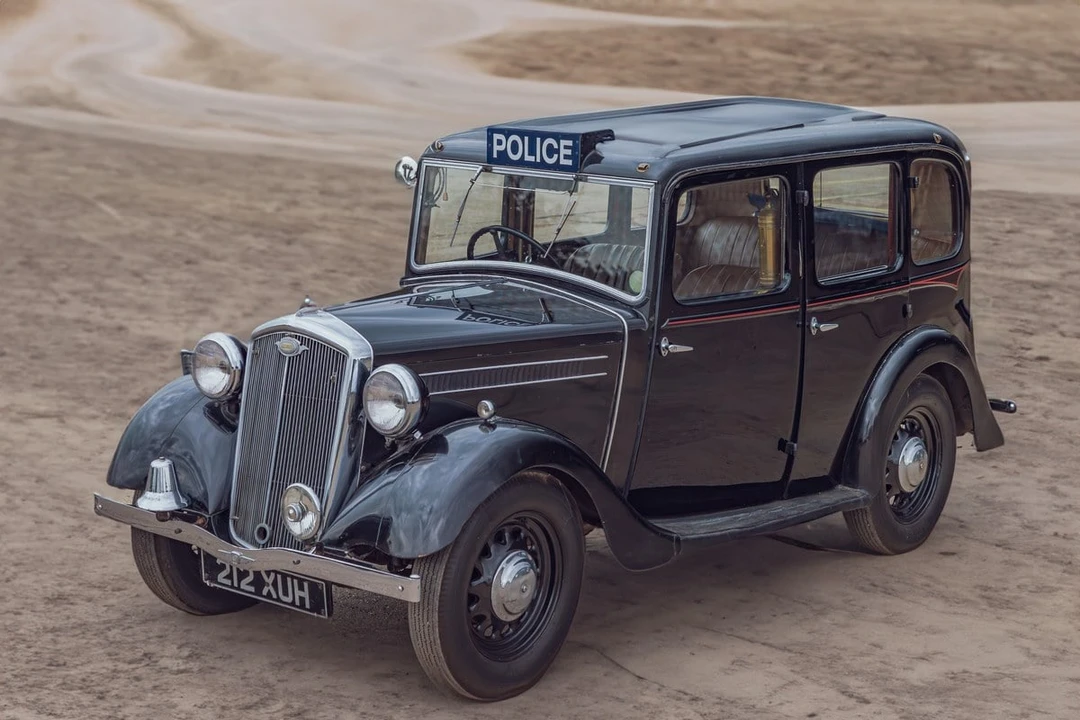 1935 Wolseley - Image 24 of 30