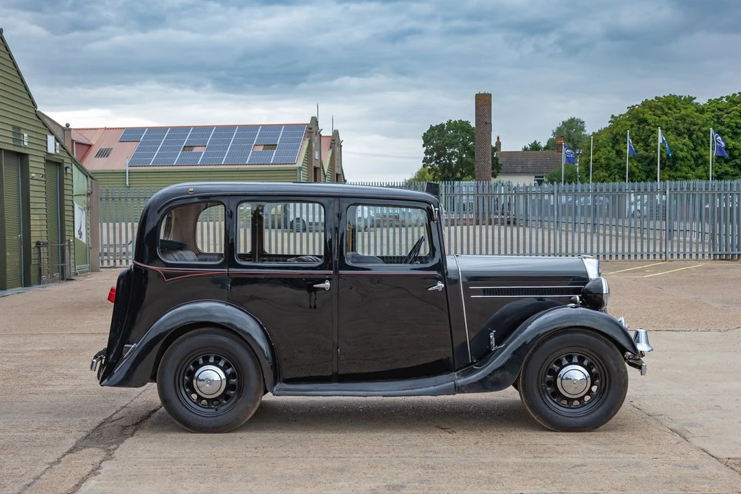 1935 Wolseley - Image 4 of 30
