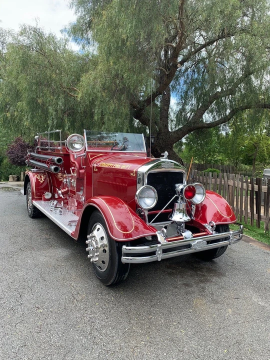 1936 American LaFrance - Image 2 of 31