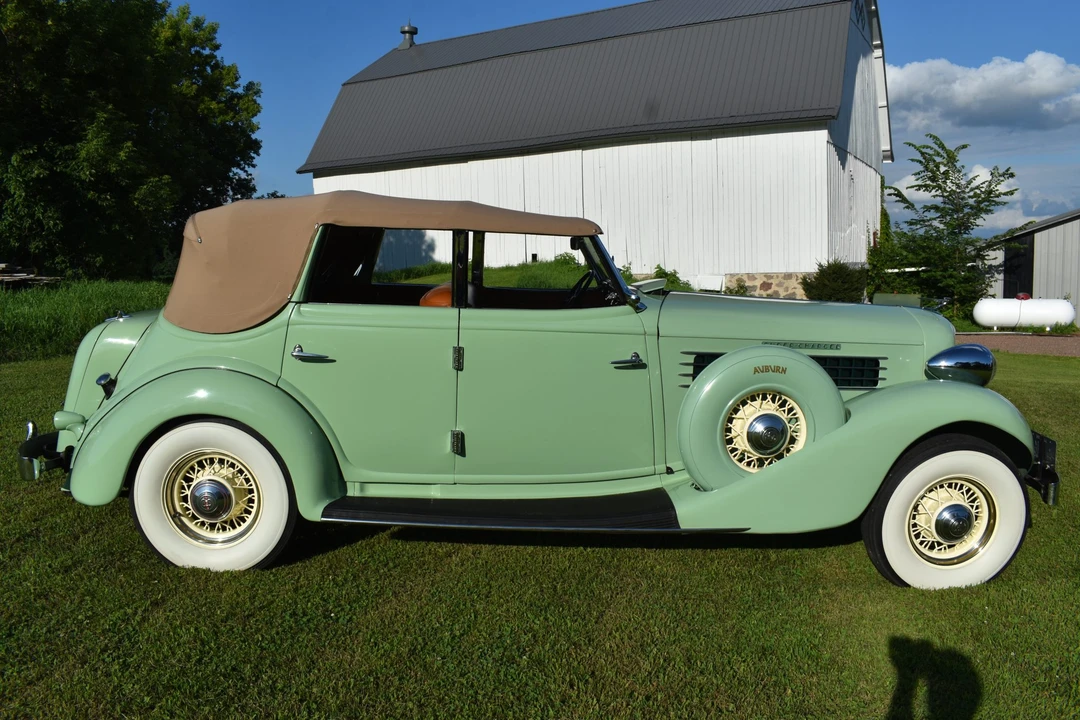 1936 Auburn Speedster - Image 15 of 31