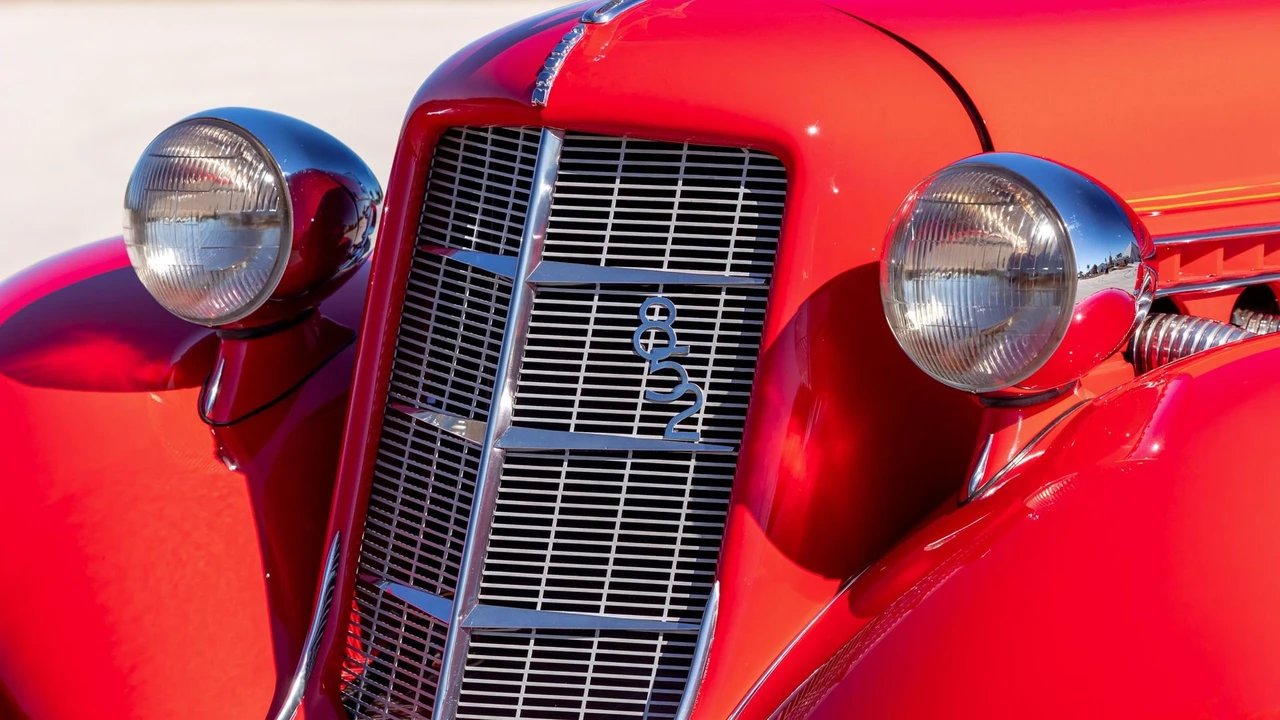 1936 Auburn Speedster - Image 29 of 31