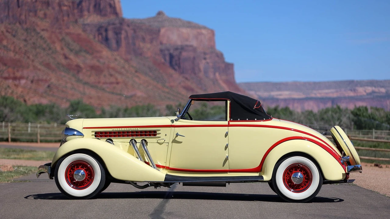 1936 Auburn Speedster - Image 18 of 31