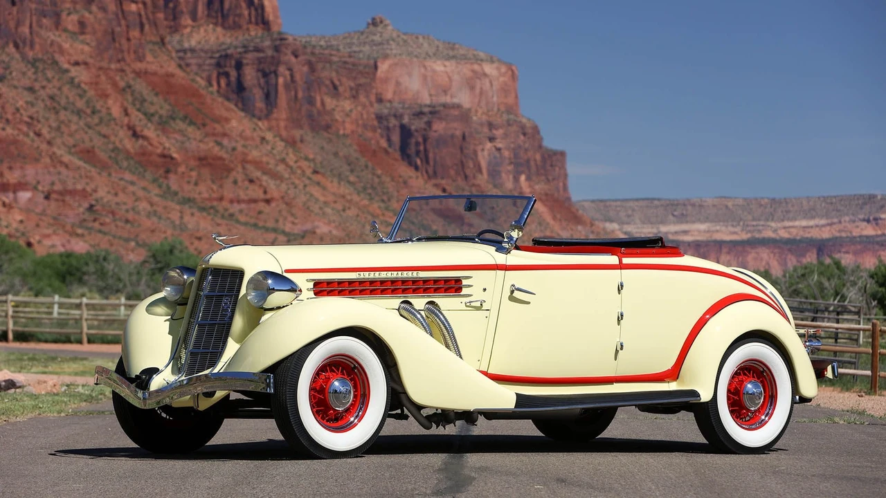 1936 Auburn Speedster - Image 11 of 31
