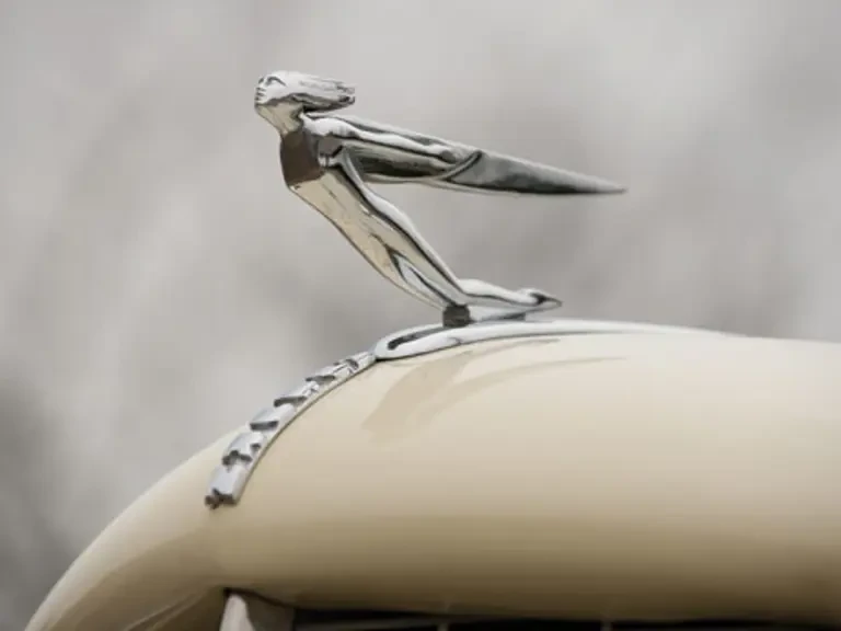 1936 Cadillac Sixty Special - Image 6 of 9