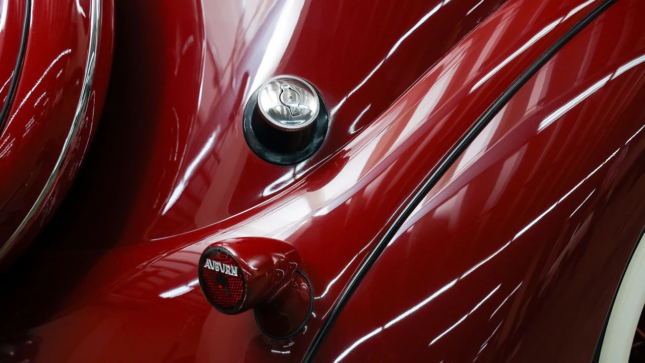 1936 Auburn Speedster - Image 28 of 31
