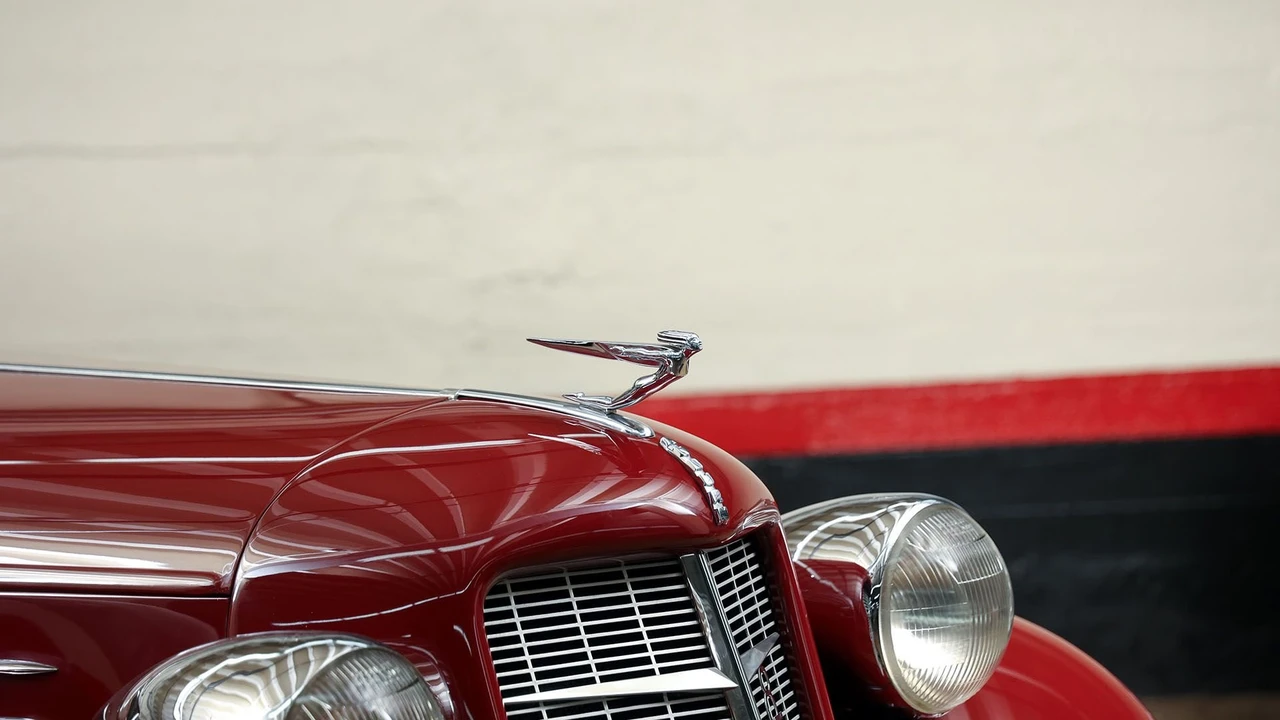 1936 Auburn Speedster - Image 16 of 31