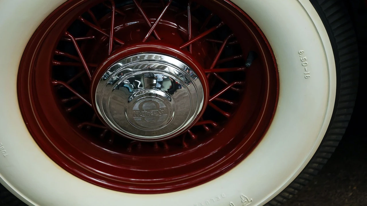1936 Auburn Speedster - Image 31 of 31