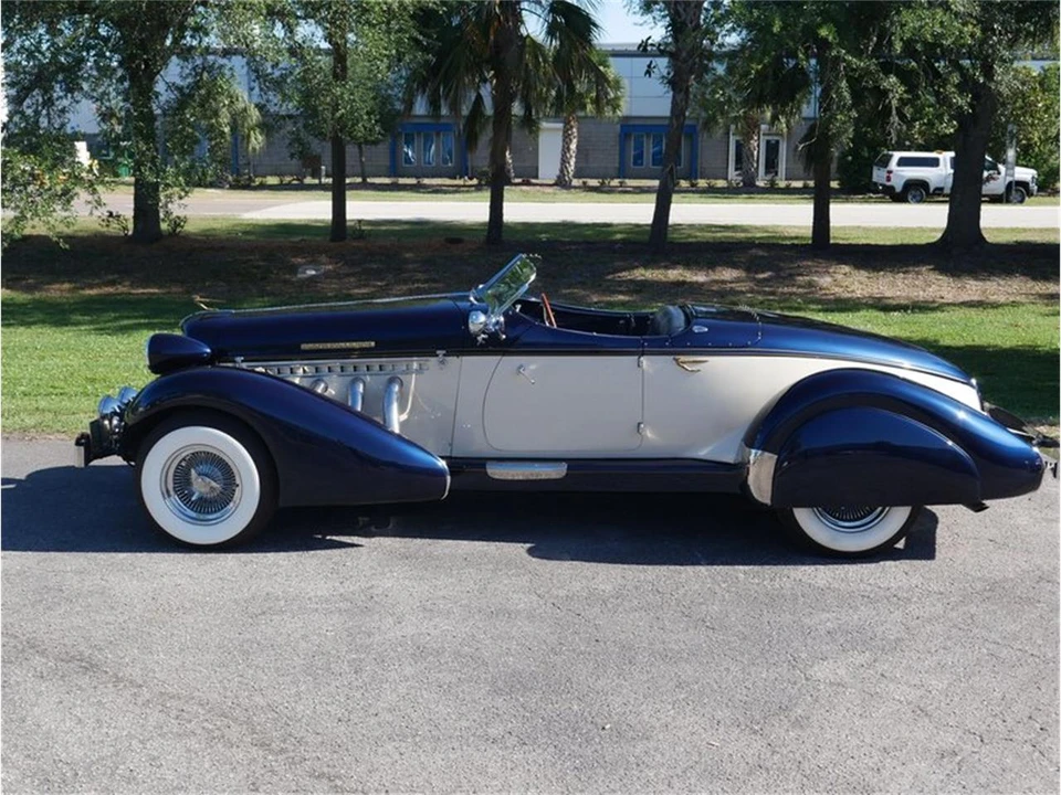 1936 Auburn Speedster - Image 11 of 31