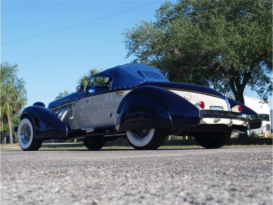 1936 Auburn Speedster - Image 17 of 31