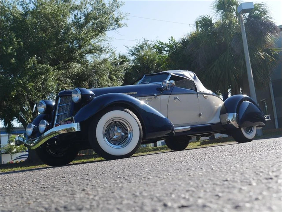 1936 Auburn Speedster - Image 14 of 31