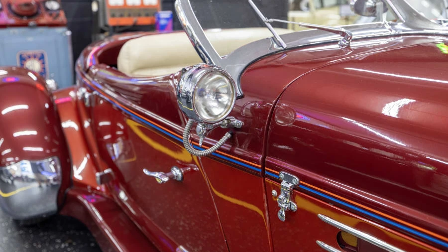 1936 Auburn Speedster - Image 11 of 27