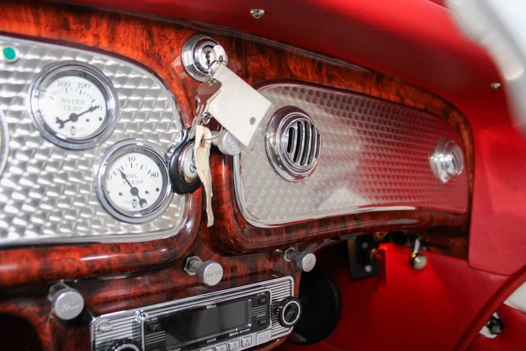 1936 Auburn Speedster - Image 14 of 21