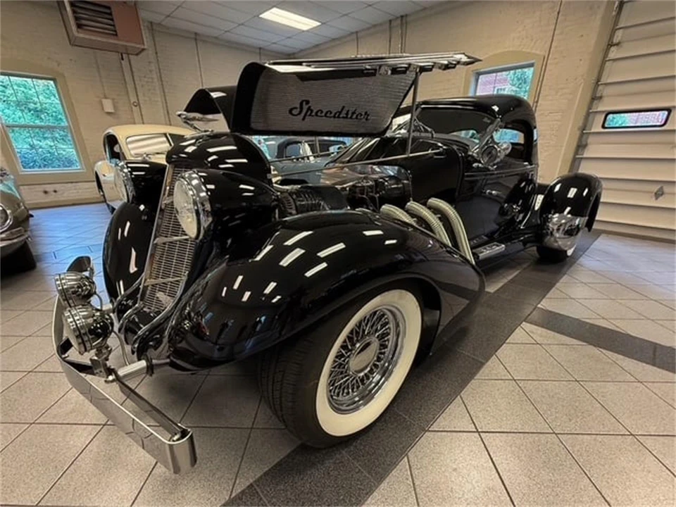 1936 Auburn Speedster - Image 3 of 11