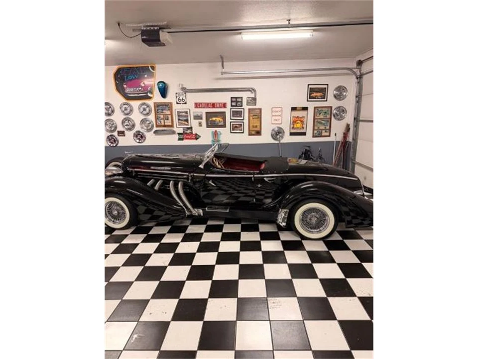 1936 Auburn Speedster - Image 10 of 11