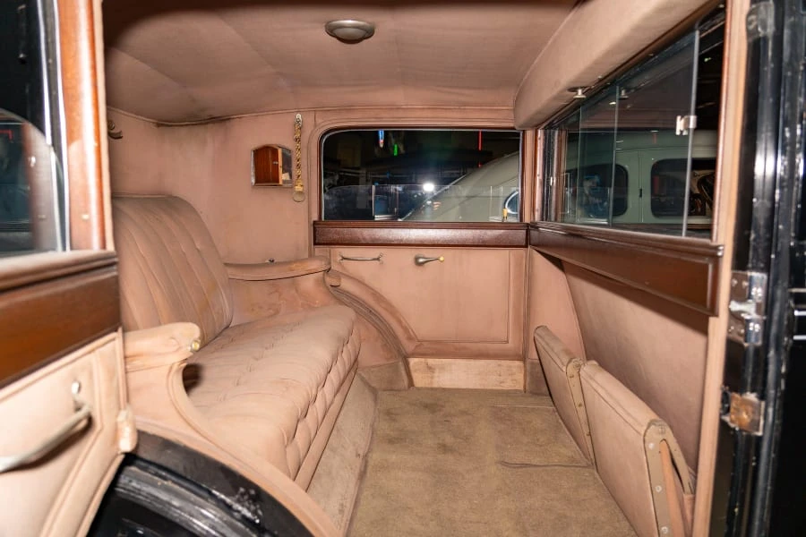 1936 Buick Roadmaster - Image 10 of 18