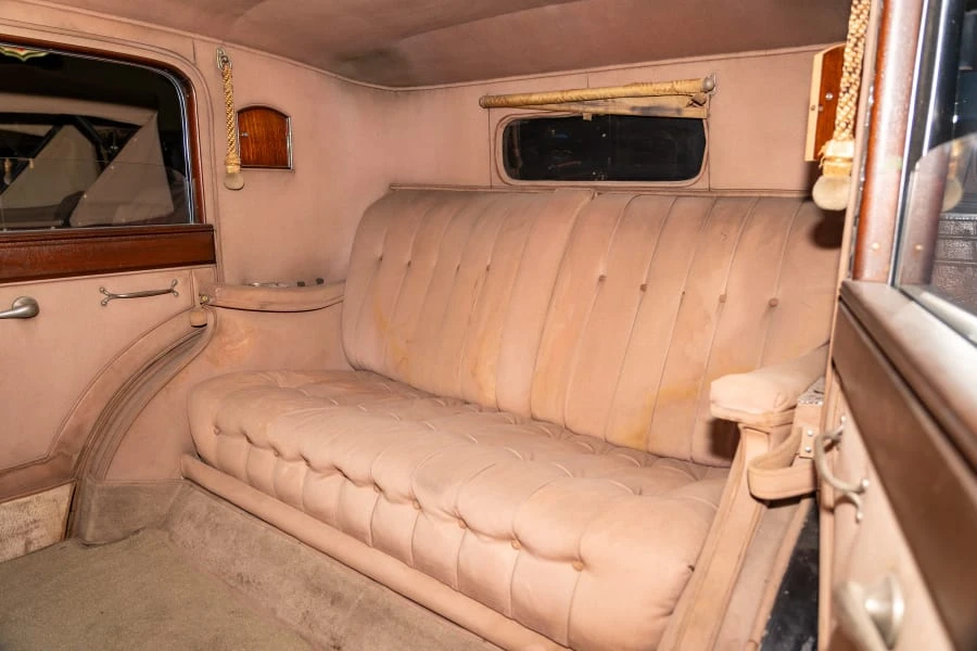 1936 Buick Roadmaster - Image 11 of 18