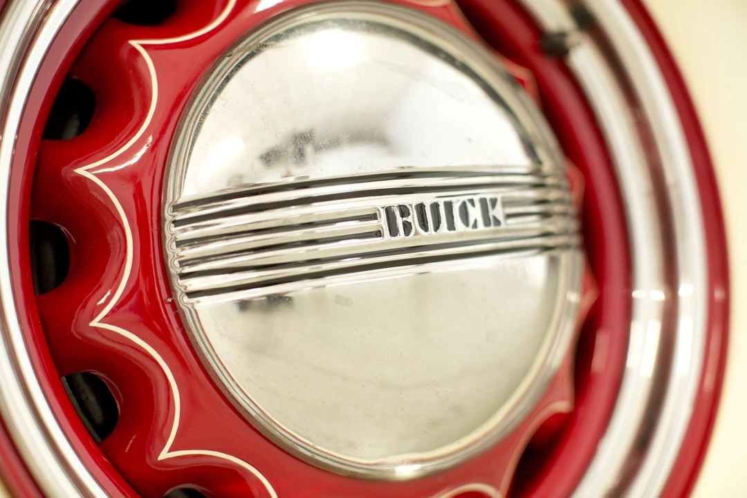 1936 Buick Roadmaster - Image 2 of 19
