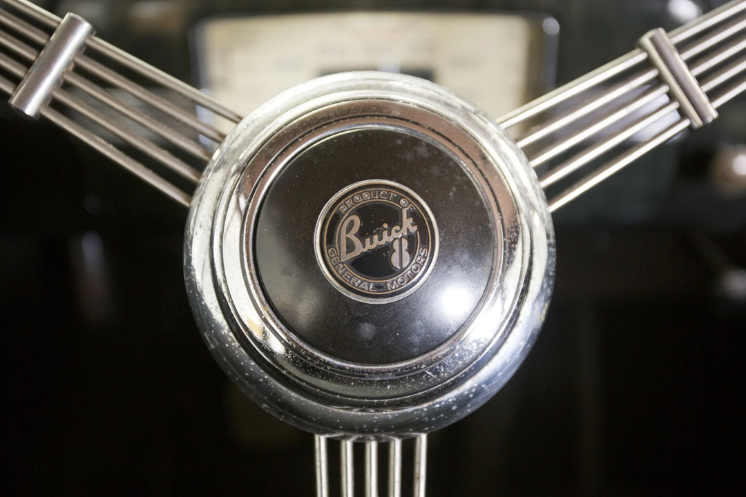 1936 Buick Roadmaster - Image 16 of 19