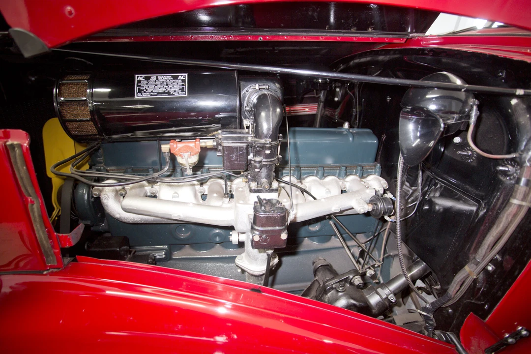 1936 Buick Roadmaster - Image 11 of 19