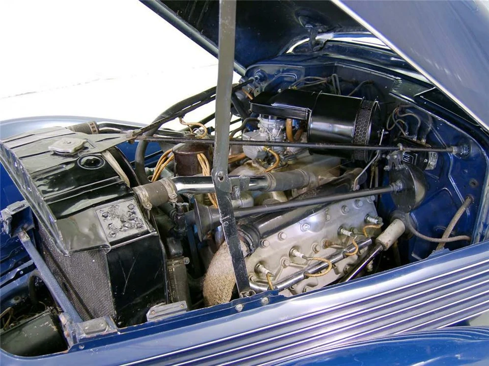 1936 Cord 810 & 812 - Image 3 of 4