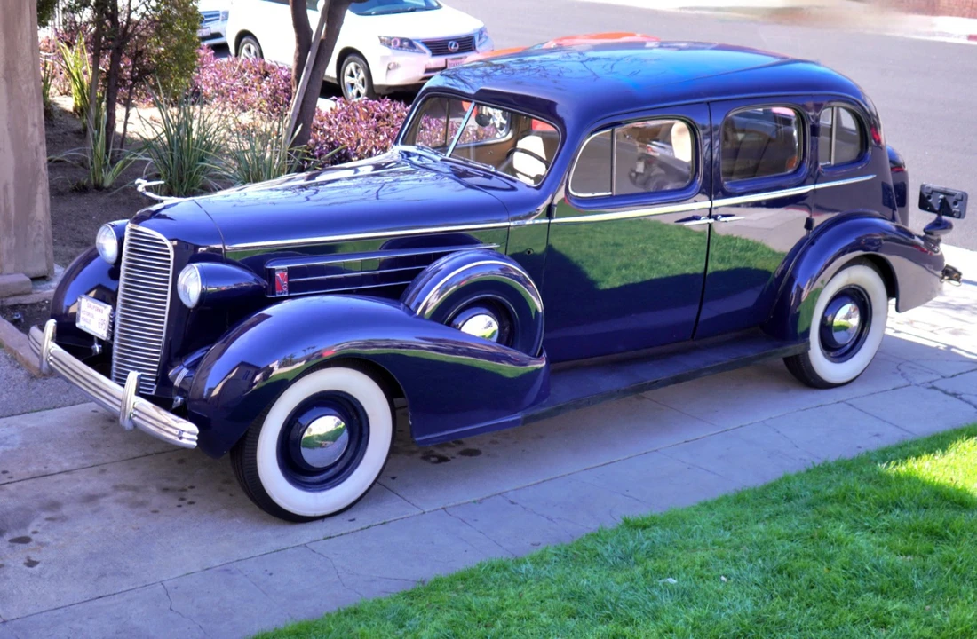 1936 Cadillac Series 70 & 75 - Image 2 of 31