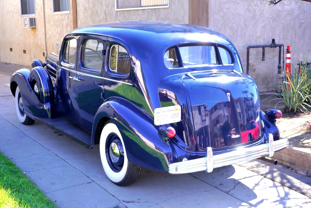 1936 Cadillac Series 70 & 75 - Image 5 of 31