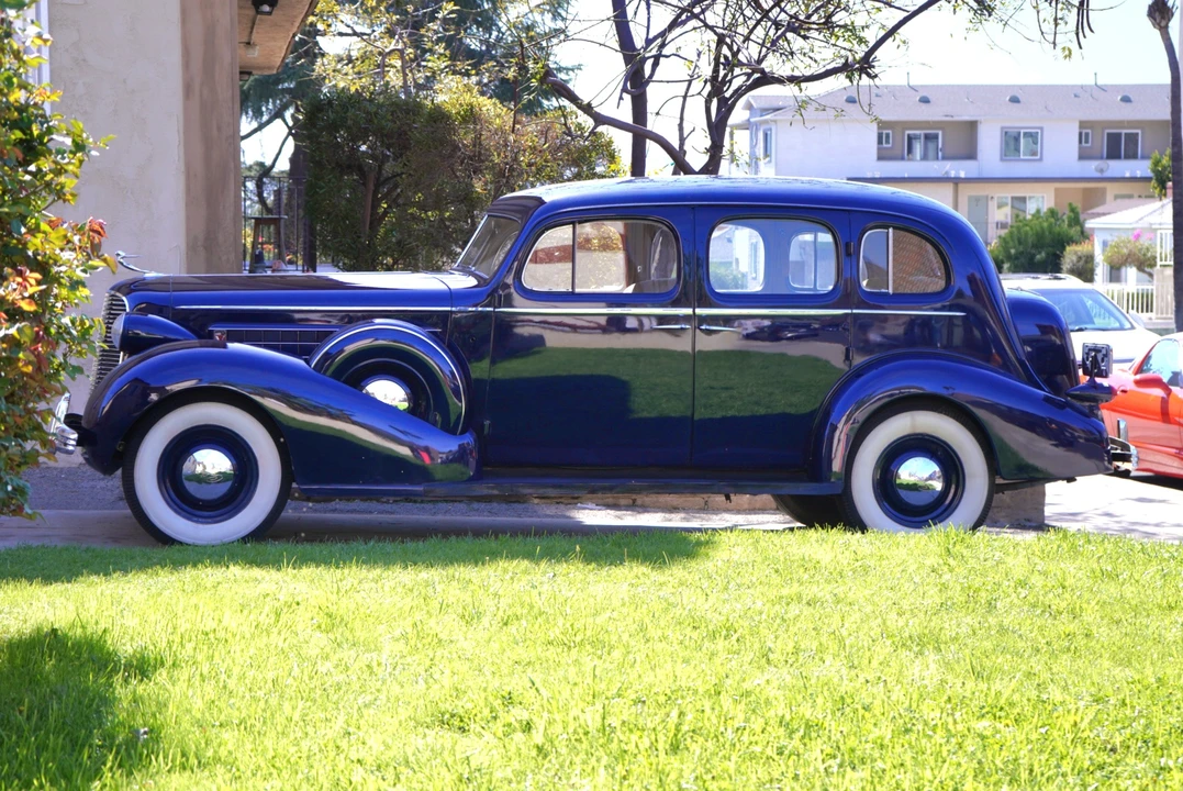 1936 Cadillac Series 70 & 75 - Image 4 of 31
