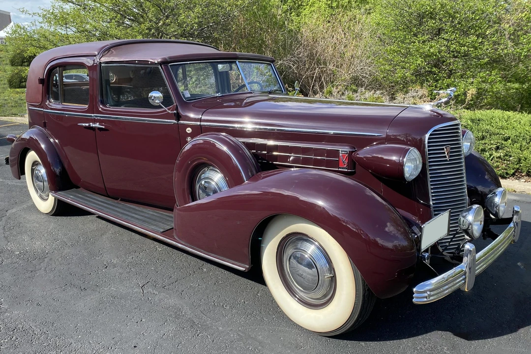 1936 Cadillac Series 70 & 75 - Image 4 of 31