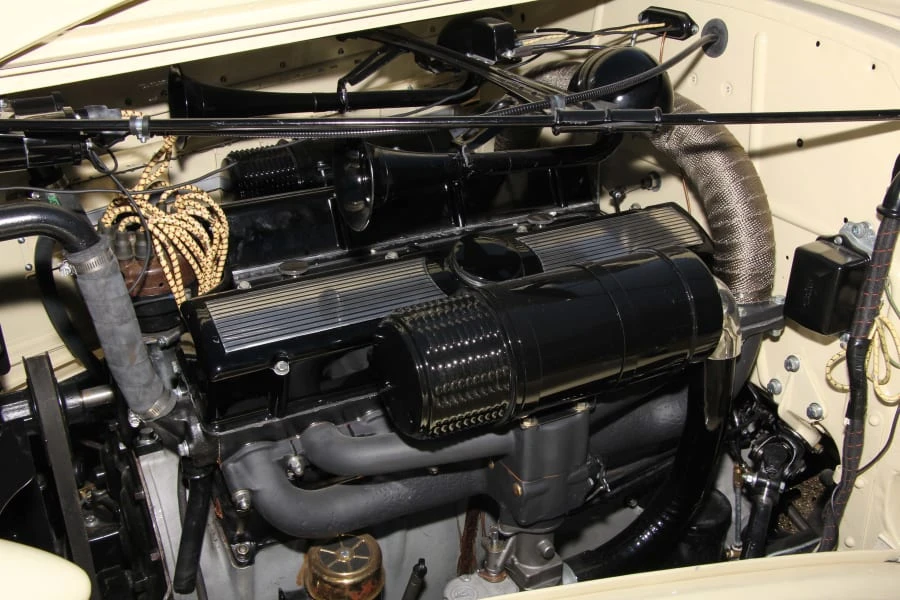 1936 Cadillac Series 70 & 75 - Image 9 of 12