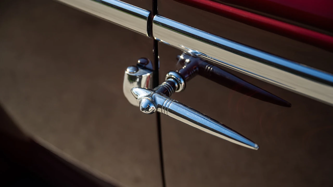 1936 Cadillac V-12 - Image 16 of 27