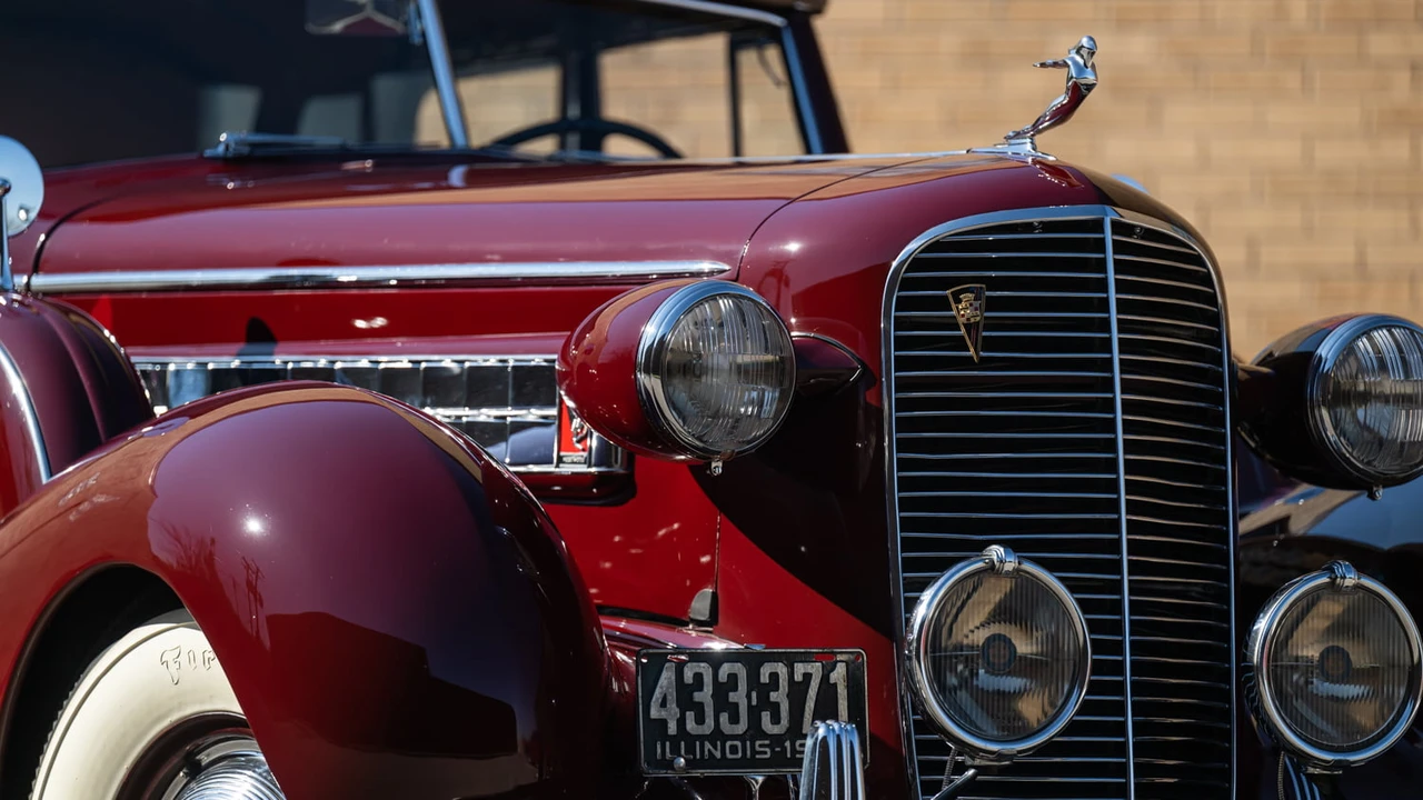 1936 Cadillac V-12 - Image 20 of 27
