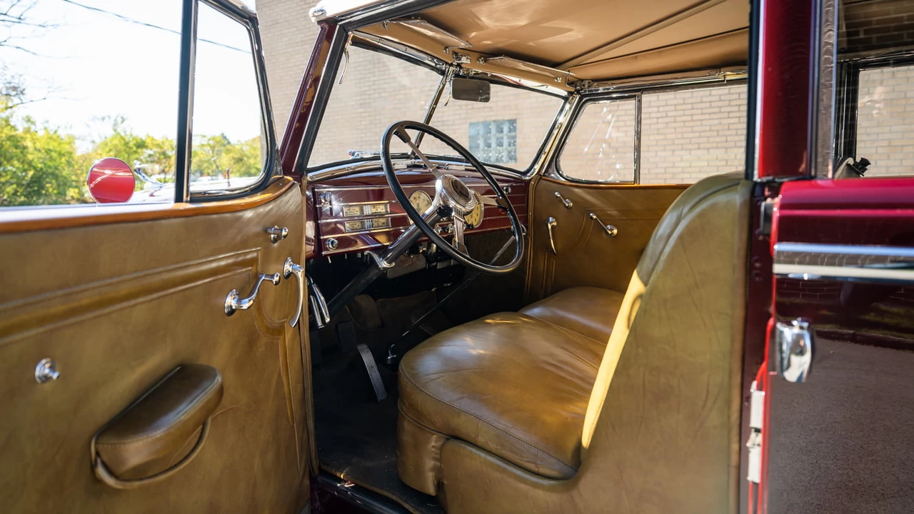 1936 Cadillac V-12 - Image 4 of 27