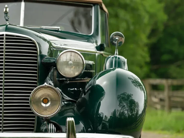 1936 Cadillac V-12 - Image 15 of 31