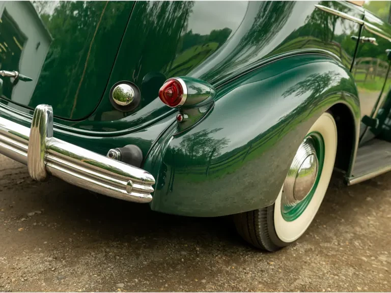 1936 Cadillac V-12 - Image 27 of 31