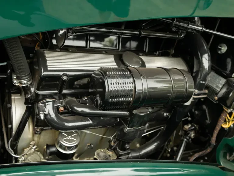 1936 Cadillac V-12 - Image 4 of 31