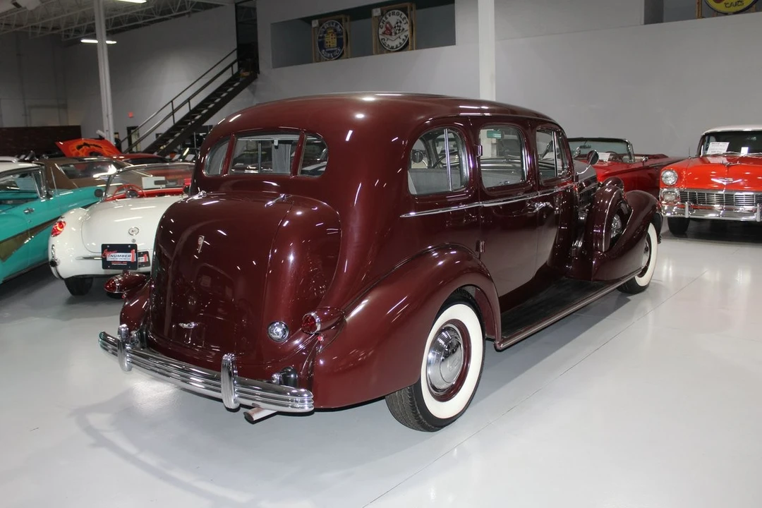 1936 Cadillac V-12 - Image 17 of 21
