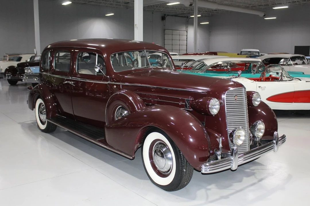 1936 Cadillac V-12 - Image 15 of 21