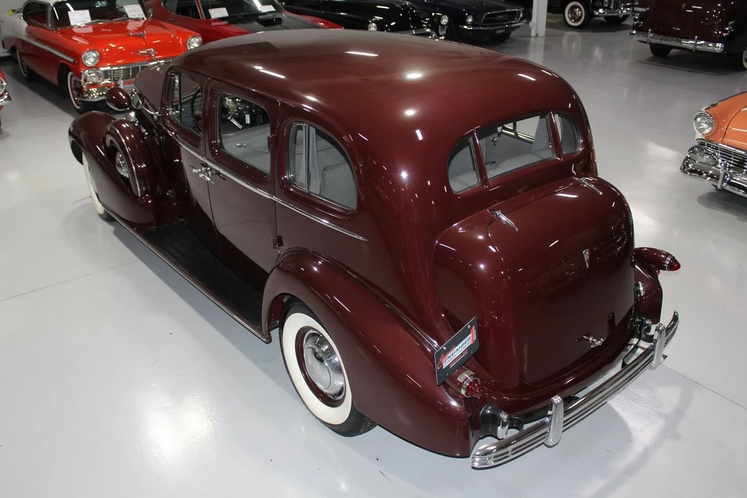1936 Cadillac V-12 - Image 11 of 12