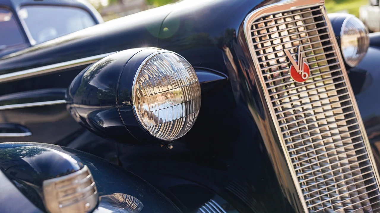 1936 Cadillac Series 70 & 75 - Image 21 of 31